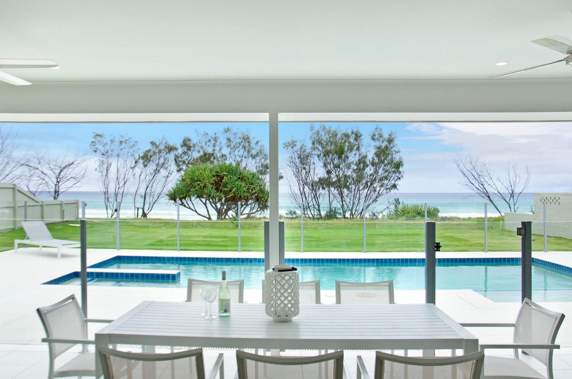 Sentosa On Tugun - Beachfront 5 Bedroom Gold Coast Kültér fotó